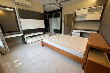  Palm Walk, Bandar Sungai Long 