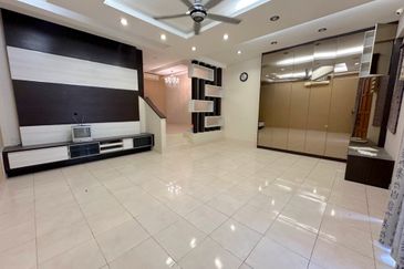  Palm Walk, Bandar Sungai Long 