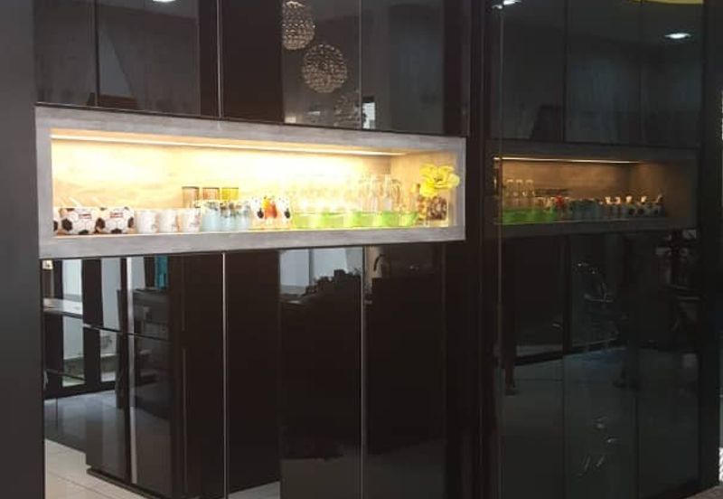 Twin Palm, Bandar Sungai Long 