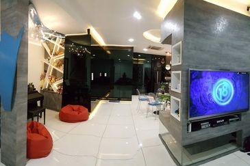 Twin Palm, Bandar Sungai Long 