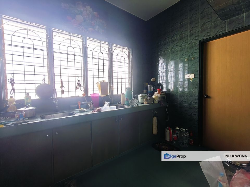  Taman Melur, Ampang, Selangor, Ampang