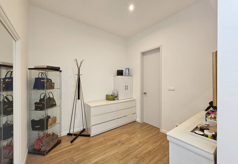 Residensi Emerald Damai (Emerald Hills) *