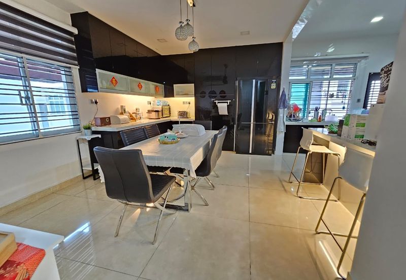 Taming Indah ,Bandar Sungai Long