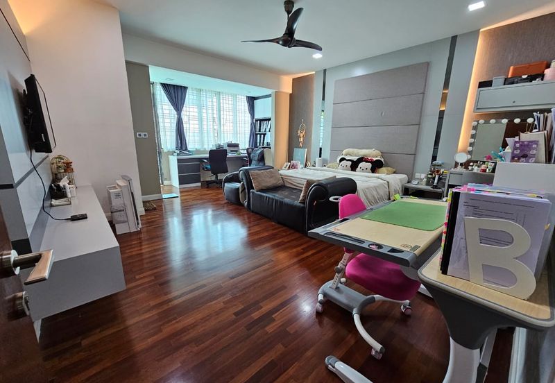 Taming Indah ,Bandar Sungai Long