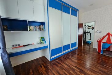 Taming Indah ,Bandar Sungai Long