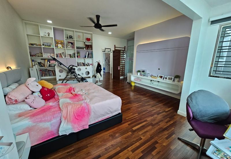 Taming Indah ,Bandar Sungai Long