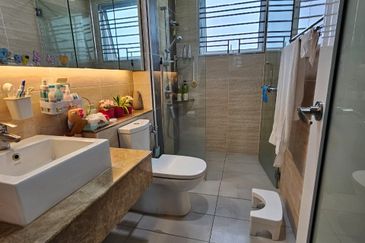 Taming Indah ,Bandar Sungai Long