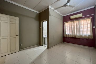 Bandar Tun Hussein Onn