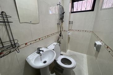 Bandar Tun Hussein Onn