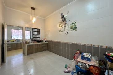 Bandar Tun Hussein Onn