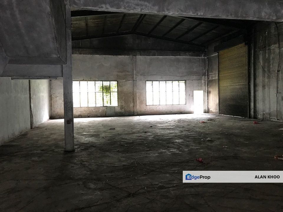 Nilai 7 Semi-D Factory L/A:7.6k sf B/U:4.3ksf For Rent Bangi Semenyih Arab Malaysian Pajam, Negeri Sembilan, Nilai