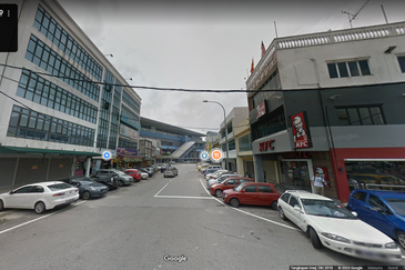 Batu 11 Miles Cheras Shop 24X65 Ground Floor Facing Main Road For Rent Balakong Kajang Cheras Perdana C180