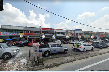 Batu 11 Miles Cheras Shop 24X65 Ground Floor Facing Main Road For Rent Balakong Kajang Cheras Perdana C180