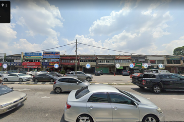 Batu 11 Miles Cheras Shop 24X65 Ground Floor Facing Main Road For Rent Balakong Kajang Cheras Perdana C180