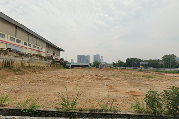 Sungai Gadut, Senawang