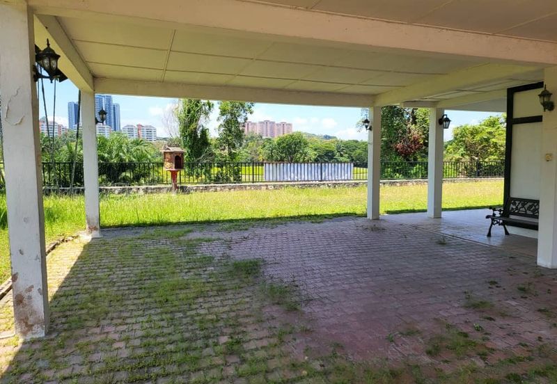 Persiaran Sungai Long 8