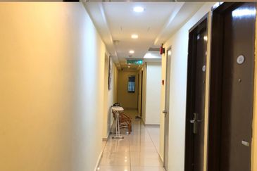 5 Storey Hotel Nu Sentral Mall Walking Distand to KL Sentral , KLCC