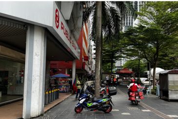 5 Storey Hotel Nu Sentral Mall Walking Distand to KL Sentral , KLCC