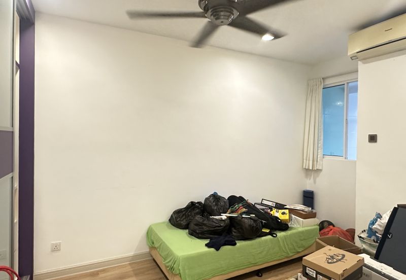 SL 9, Bandar Sungai Long