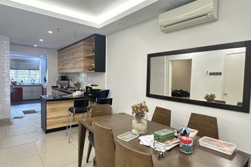 SL 9, Bandar Sungai Long