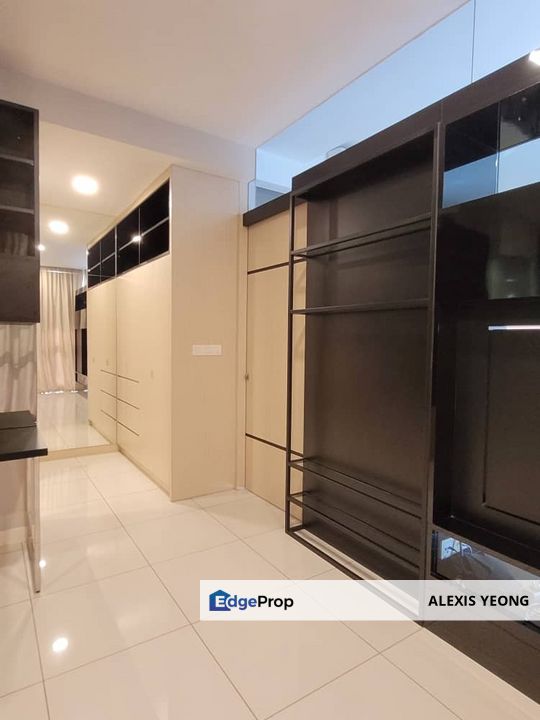 Fully Furnished Uptown Residences Condominium for Sale, Selangor, Damansara Utama
