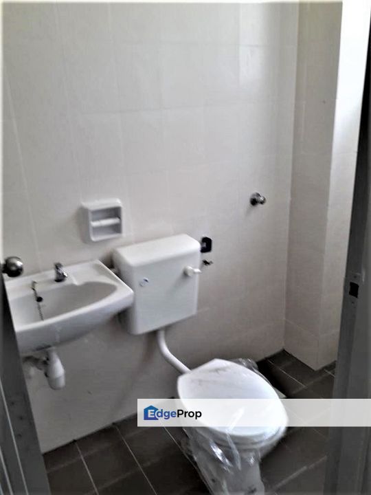 Taman Ukay Perdana 2.5 storey Terrace Sale, Selangor, Ulu Kelang