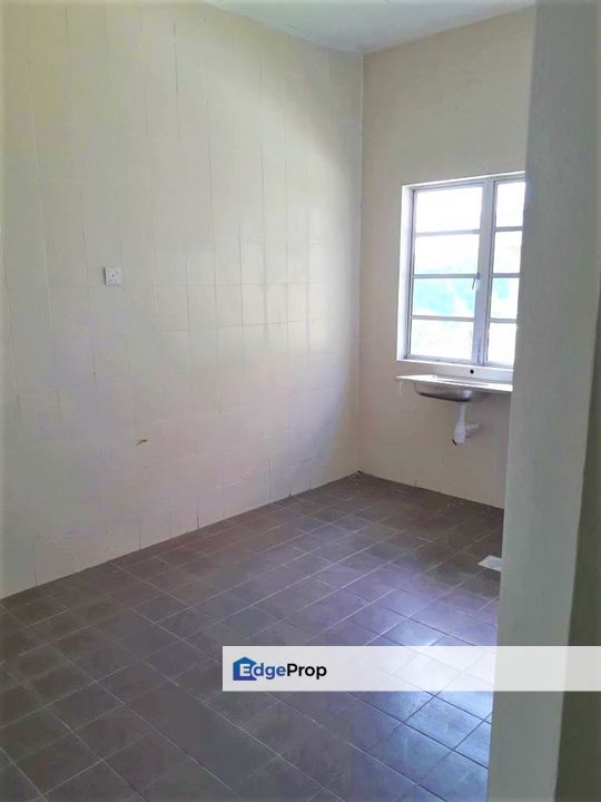 Taman Ukay Perdana 2.5 storey Terrace Sale, Selangor, Ulu Kelang