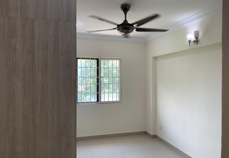 Aman Puri Apartment
