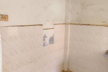 Pangsapuri Kekwa, Taman Putra Perdana, Puchong clean unit for Sale