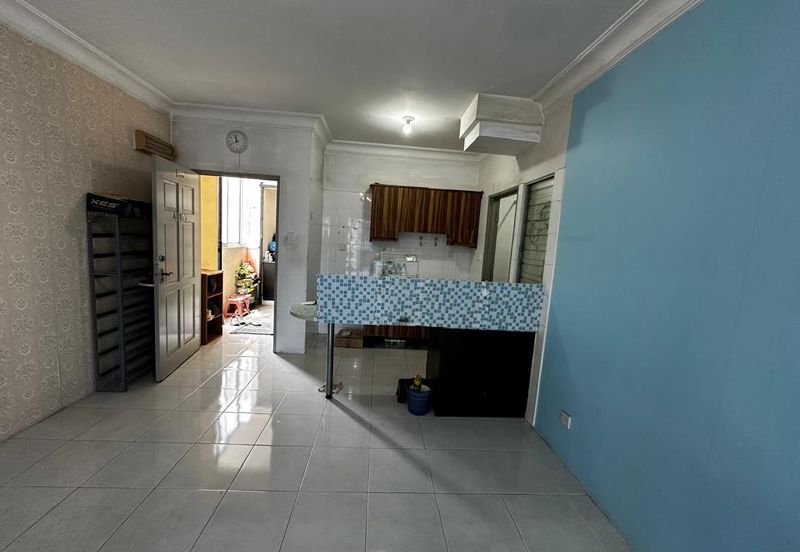 Angsana Apartment @ Taman Raintree