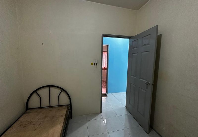 Angsana Apartment @ Taman Raintree