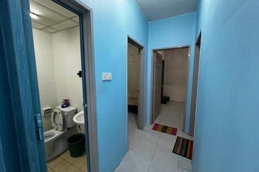 Angsana Apartment @ Taman Raintree