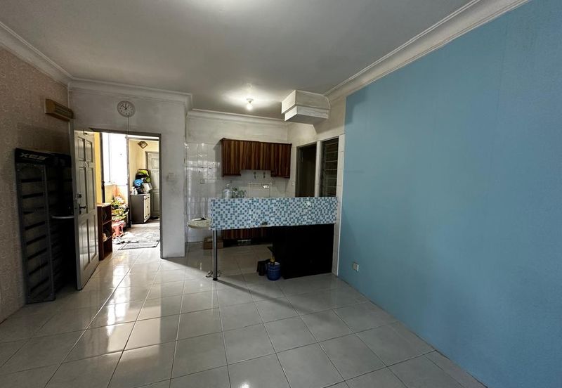 Angsana Apartment @ Taman Raintree