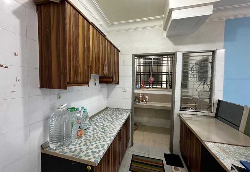 Angsana Apartment @ Taman Raintree