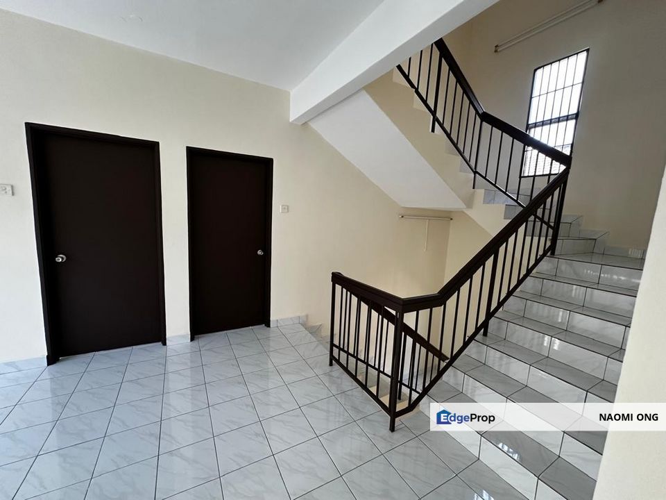 Templer Saujana two and a half storey Bungalow house for sale, Selangor, Rawang