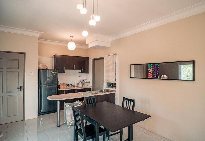 Angsana Apartment @ Taman Raintree