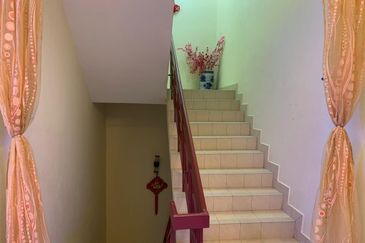 Jalan Ukay Perdana 3/6