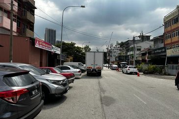 Sentul Kovil Hilir 1.5 storey Freehold Shop Lot Sale