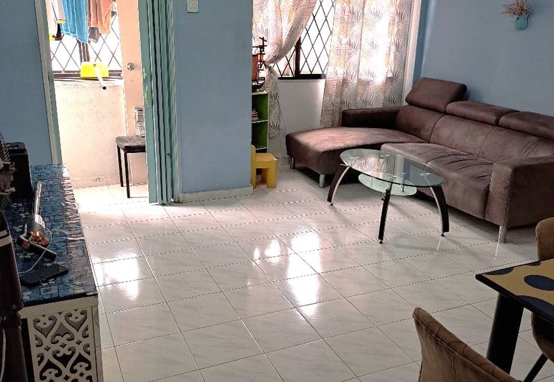 Apartment Bunga Raya