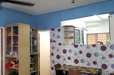 Apartment Bunga Raya