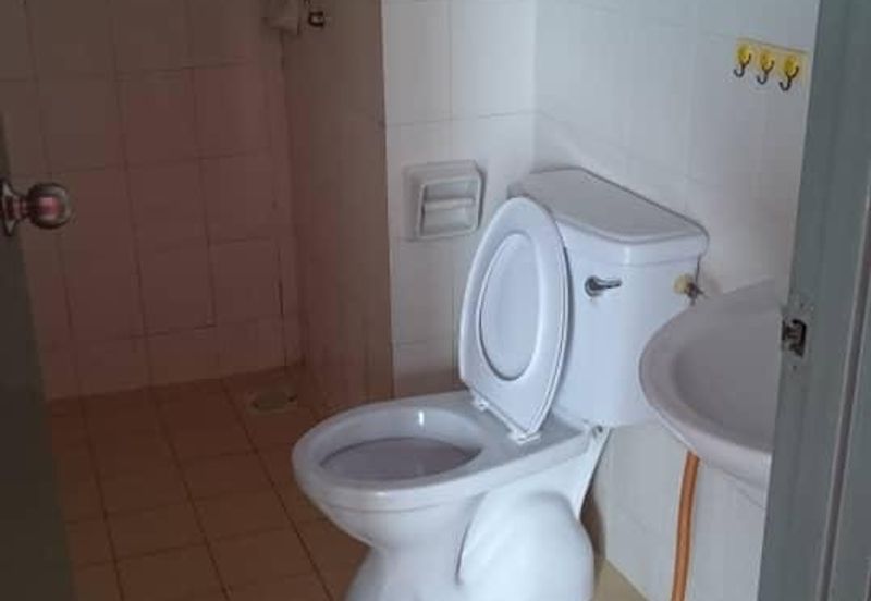 Angsana Apartment @ Taman Raintree