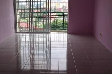 Angsana Apartment @ Taman Raintree