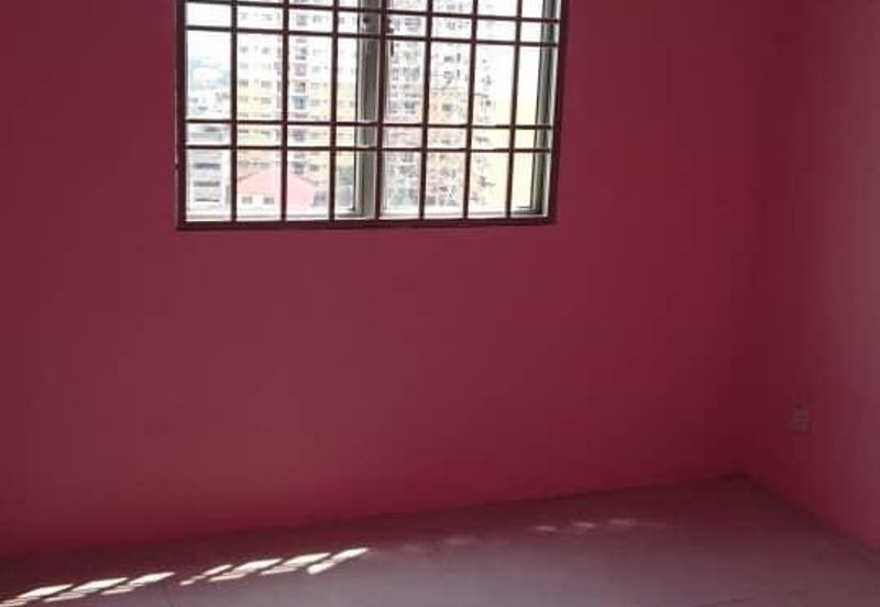 Angsana Apartment @ Taman Raintree