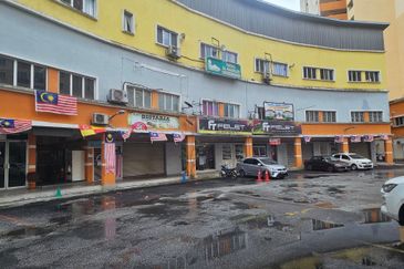 Residensi Bistaria, Ukay Bistari