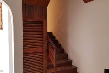 Jalan Taman Bukit Desa