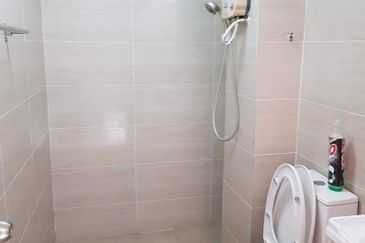 Jalan Taman Bukit Desa