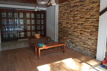 Jalan Taman Bukit Desa