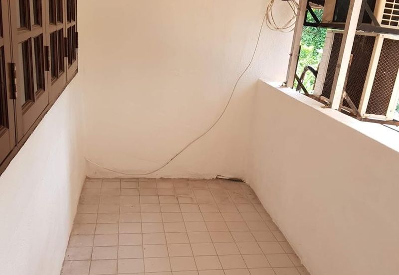 Jalan Taman Bukit Desa