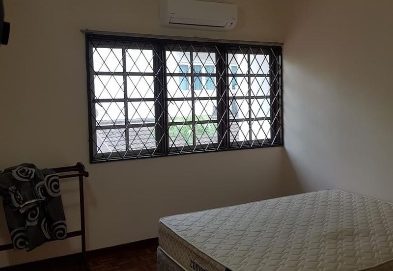 Jalan Taman Bukit Desa