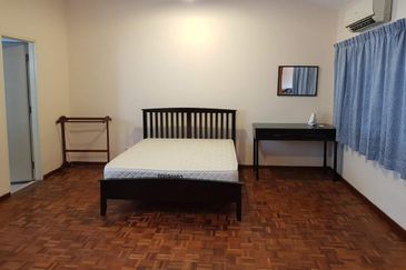 Jalan Taman Bukit Desa